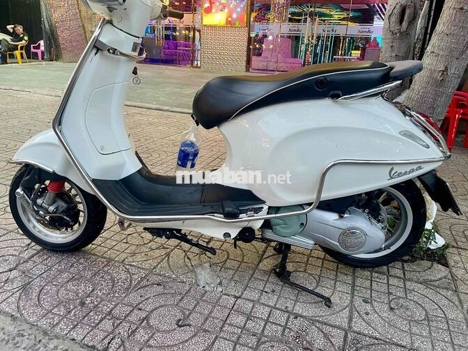 Piaggio Vespa Sprint 125 3v ie 2016 biển TPHCM