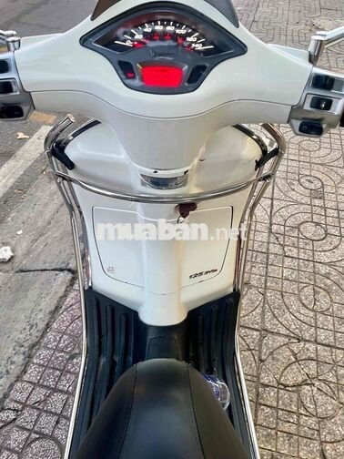 Piaggio Vespa Sprint 125 3v ie 2016 biển TPHCM