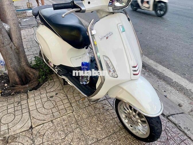 Piaggio Vespa Sprint 125 3v ie 2016 biển TPHCM