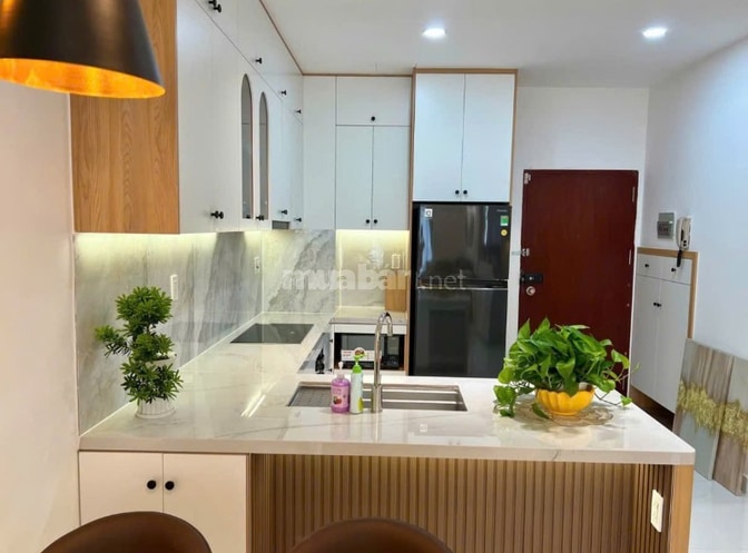 Lầu 5 ,DT rộng 50m2 , giá 2 tỷ rẻ hơn căn kế bên 200 triệu ,Sổ lâu dài