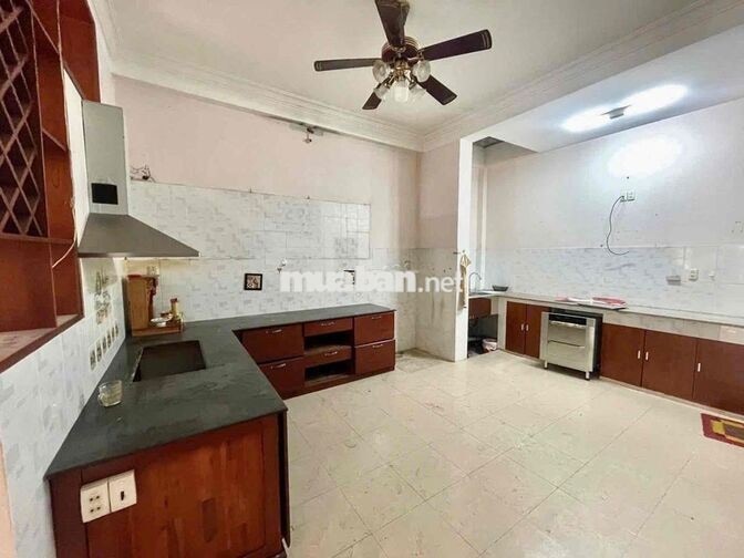 Nhỉnh 13 Tỷ - 97m - 4 Tầng - Hxh Thông Nguyễn Văn Đậu, BÌNH THẠNH