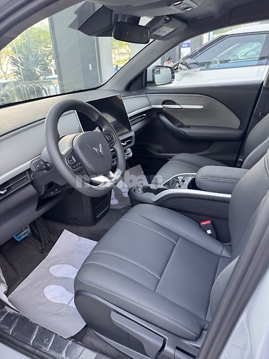 Xe Vinfast VF6 ECo mới 2026 ( Vin 2025 ) xe mới chưa lăn bánh
