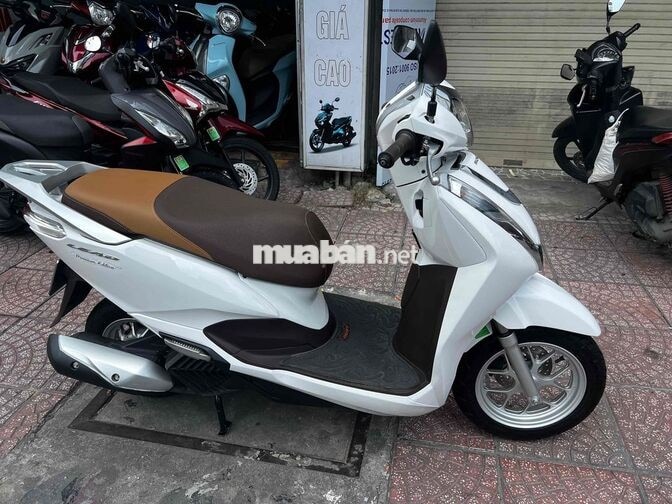 Honda Lead 2022 màu Trắng