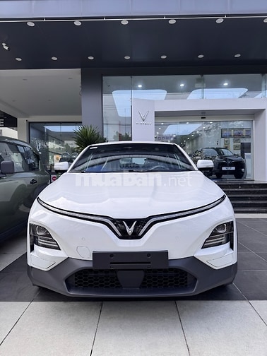 Xe Vinfast VF6 ECo mới 2026 ( Vin 2025 ) xe mới chưa lăn bánh