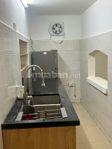 CHÍNH CHỦ MỜI CHO THUÊ NHÀ 3 TẦNG NGÕ HÀO NAM, QUẬN ĐỐNG ĐA, 100M2