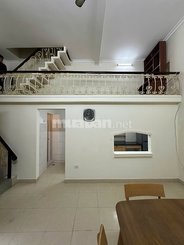 CHÍNH CHỦ MỜI CHO THUÊ NHÀ 3 TẦNG NGÕ HÀO NAM, QUẬN ĐỐNG ĐA, 100M2