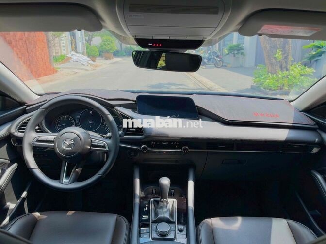 MAZDA 3 LUXURY sx 2026. SIÊU LƯỚT 3 NGÀN KM
