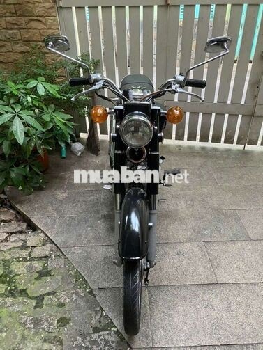 Honda CD gù màu Đen
