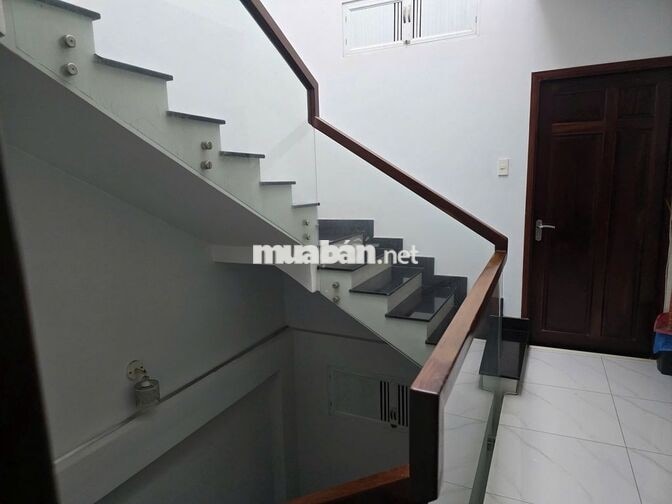 Cho Thuê Nhà Mặt tiền Phạm Văn Hai - Chính Chủ