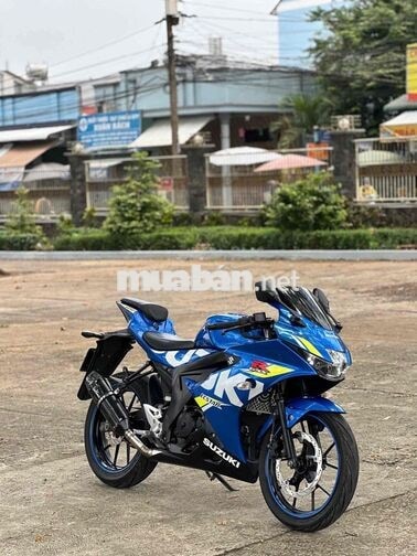 Suzuki GSX 2017 màu Xanh