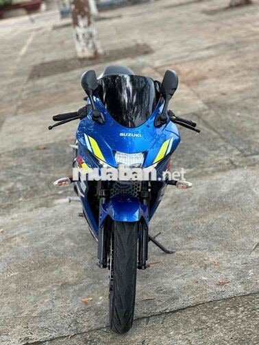 Suzuki GSX 2017 màu Xanh