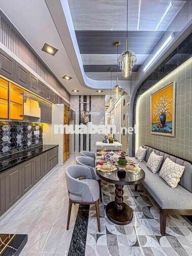SIÊU PHẨM NHÀ 3 TẦNG TUYỆT ĐẸP TRUNG TÂM NINH KIỀU GẦN ĐH Y DƯỢC