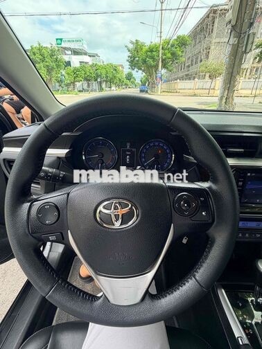 TOYOTA COROLLA ALTIS 2017 1.8G 8.2 VẠN ĐEN