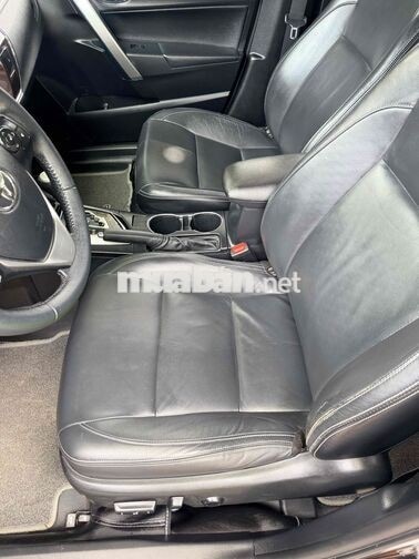 TOYOTA COROLLA ALTIS 2017 1.8G 8.2 VẠN ĐEN
