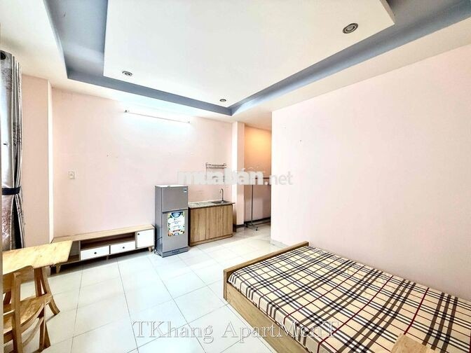 Cho Thuê Căn Hộ Cửa Sổ Full NT Rộng 27m2 Ngay Sân Vận Động Phú Thọ Q10