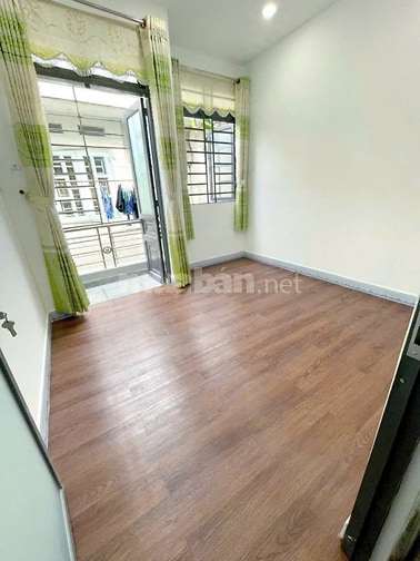 Cho thuê nhà nguyên căn 51 Trần Thị Trọng -  3PN. Giá: 15tr/tháng