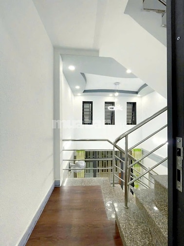 Cho thuê nhà nguyên căn 51 Trần Thị Trọng -  3PN. Giá: 15tr/tháng