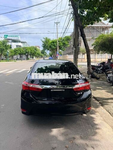 TOYOTA COROLLA ALTIS 2017 1.8G 8.2 VẠN ĐEN
