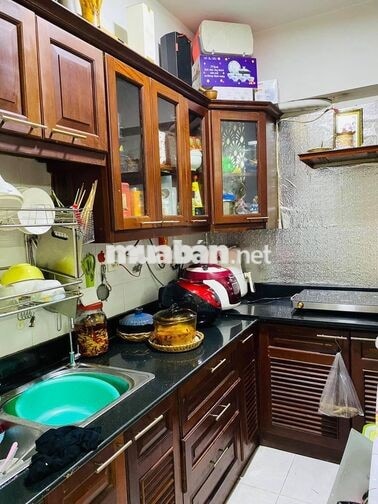 Chủ cần bán căn hộ Bàu Cát 2, 48m2, 2pn, giá 2.25 tỷ