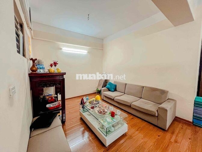 Dưới 4 tỷ có căn CC Vĩnh Hoàng-Hầm oto-Sát hồ-90m;3N;2VS