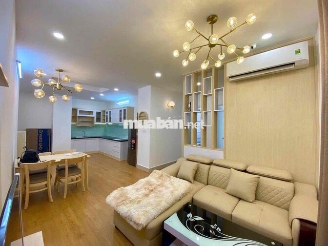Cho thuê 2PN 2WC Full NT giá 10 triệu ở liền chung cư The Park Residen