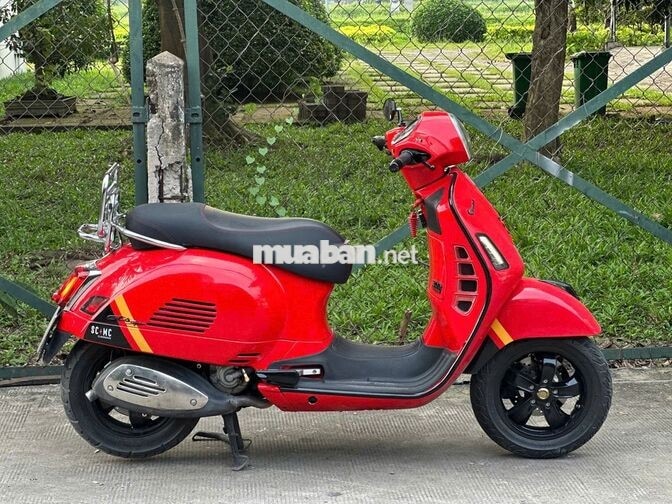 Piaggio GTS 300 2018 màu Đỏ