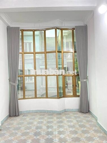 Cho thuê nhà Sài Đồng - 2 Mặt tiền - Gara ô tô - 3PN- Full đồ- Hơn 8tr