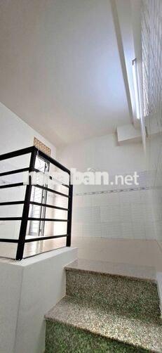 Cho Thuê Phòng Trọ có gác thật, có ban công giá chỉ 5tr