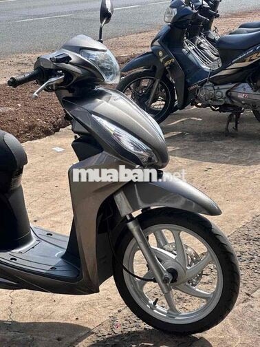 Honda Vision 2015 màu xám
