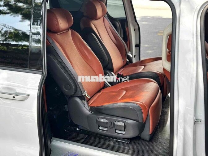 KIA Carnival 2024 Signature Dầu From Mới