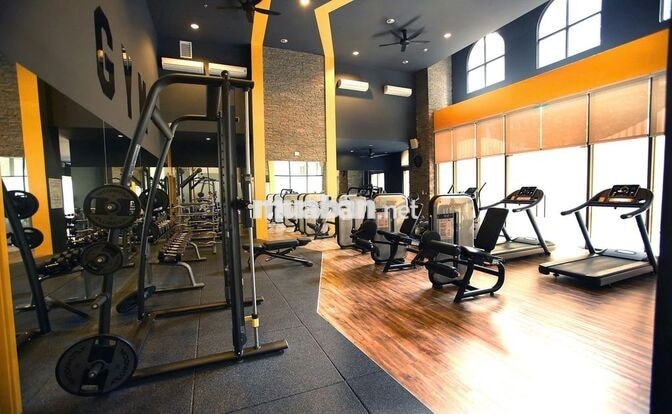 Villa resort 5 star, pool, gym short-long term for rent
