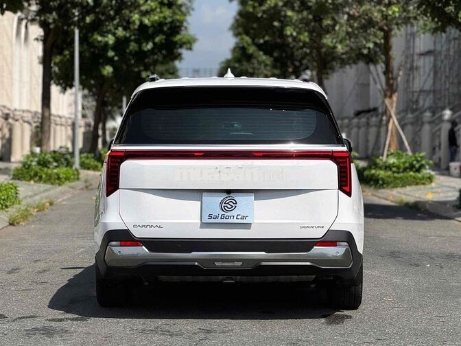 KIA Carnival 2024 Signature Dầu From Mới