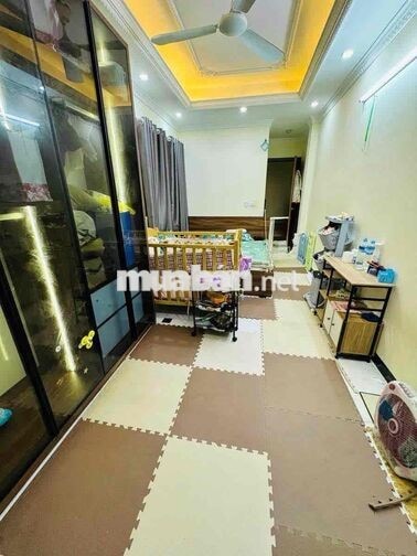 Hơn 6 tỷ có nhà đẹp gần Tân Mai lớn-Lô góc-Ko QH-31m*4T;3N;4VS