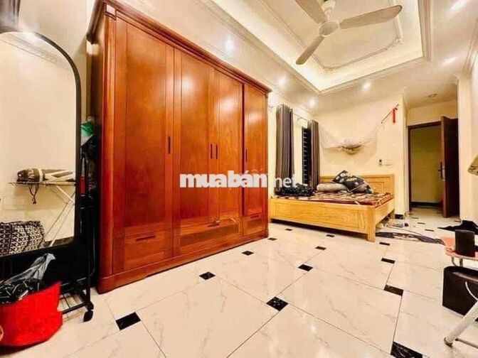 Hơn 6 tỷ có nhà đẹp gần Tân Mai lớn-Lô góc-Ko QH-31m*4T;3N;4VS