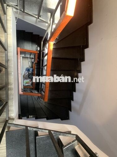 CHO THUÊ PHÒNG TRỌ Q4- HẺM XE HƠI- GIÁ CHỈ 3.5TR