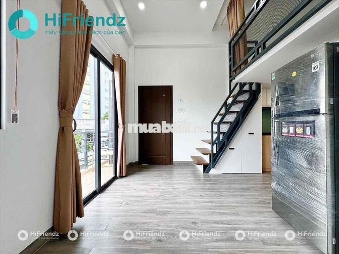 CĂN HỘ CAO CẤP GIÁ RẺ CÓ GÁC CAO 2m BAN CÔNG THOÁNG 40m2 SÁT QUẬN 1