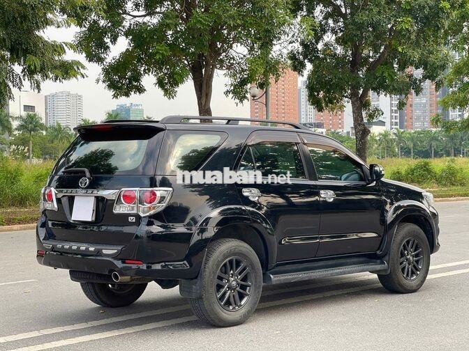 Toyota Fortuner 2016 2.7V 4x4AT Đen
