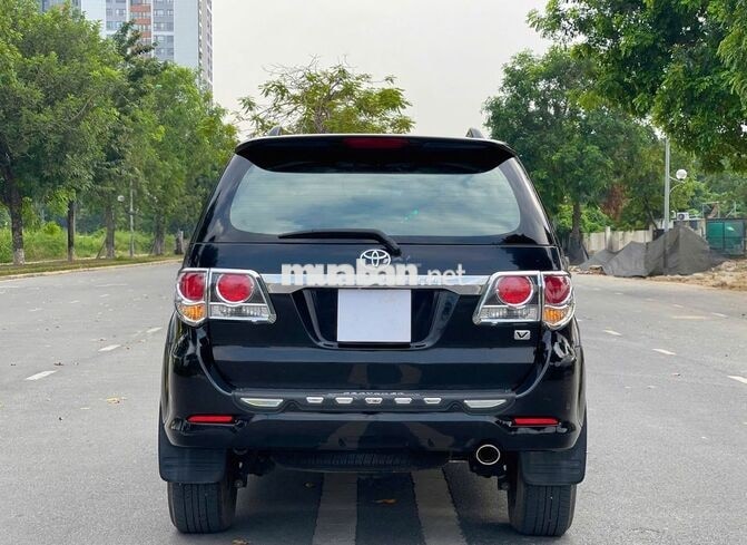 Toyota Fortuner 2016 2.7V 4x4AT Đen