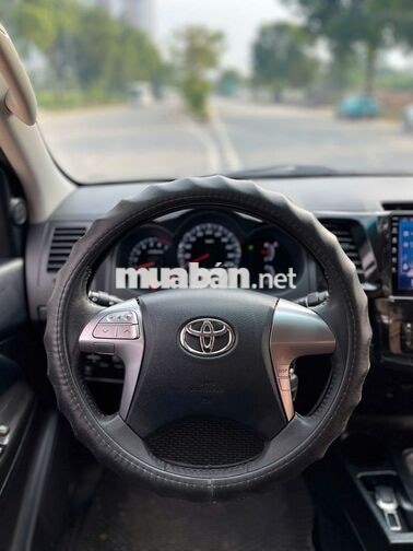 Toyota Fortuner 2016 2.7V 4x4AT Đen