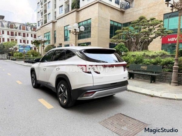Hyundai Tucson 2026 2.0 AT Đặc biệt Trắng