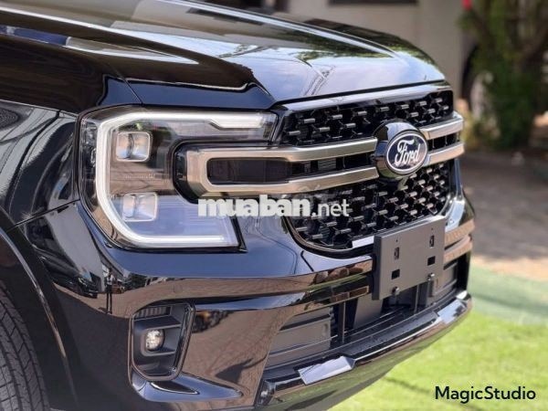 Ford Everest Platinum 2026 2.0L 4x2 AT