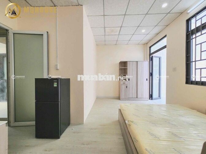 Cho thuê căn hộ Lý Thường Kiệt Q10 Ban công Gần ĐH Bách Khoa