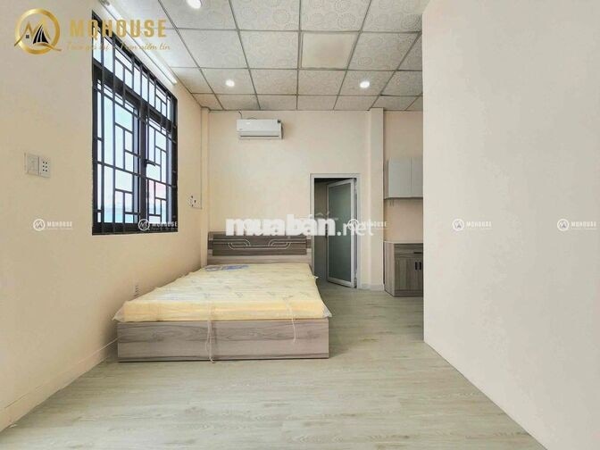 Cho thuê căn hộ Lý Thường Kiệt Q10 Ban công Gần ĐH Bách Khoa