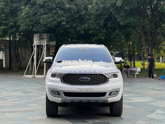 Ford Everest 2022 Titanium 7 vạn km trắng