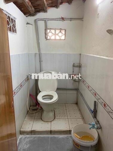 Nhà nguyên căn 90m2, 2 pn Ngã Tư An Sương