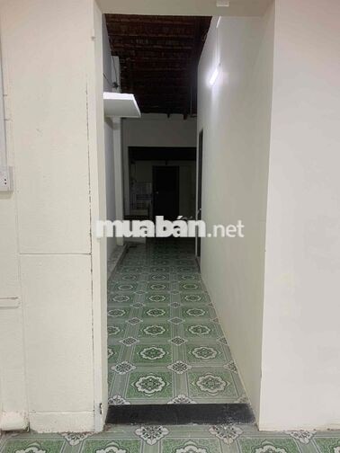 Nhà nguyên căn 90m2, 2 pn Ngã Tư An Sương