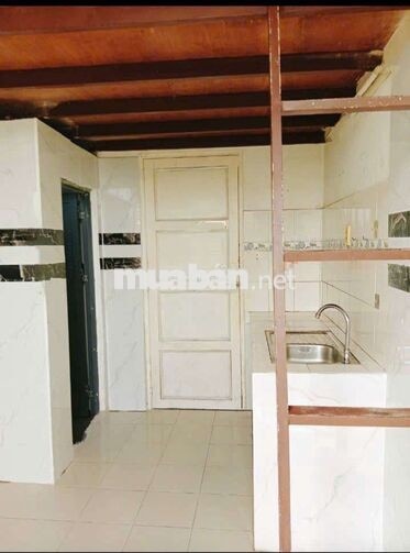 CHO THUÊ PHÒNG MỚI ĐẸP TRONG BIỆT THỰ, XE HƠI VÀO TẬN CỬA, GIỜ TỰ DO