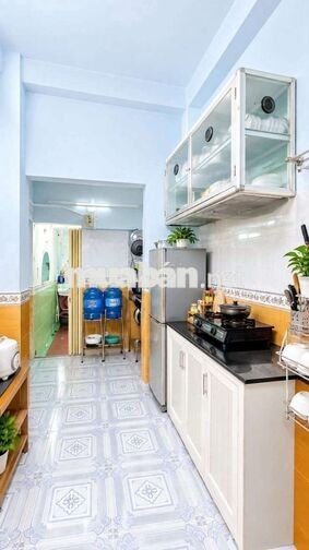 NHÀ NỞ HẬU, 36M2, 2 TẦNG, 3 PHÒNG, NGANG 4M, HẺM 3GAC, NHỈN 3 TỶ TL