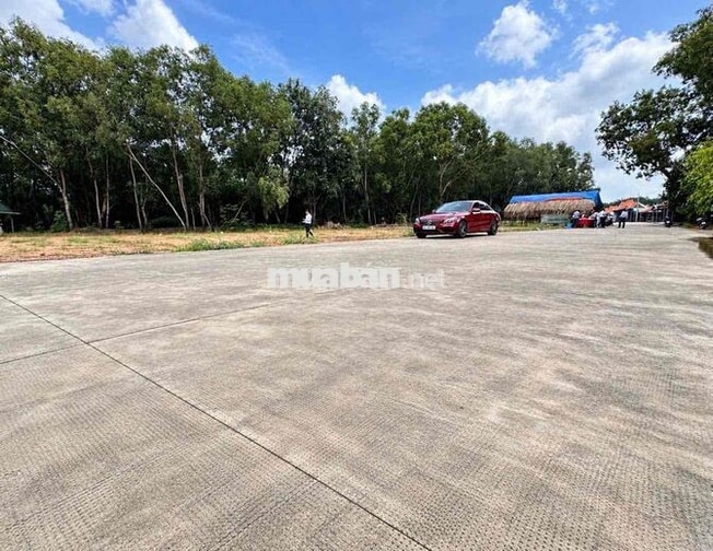 Bán Đất Mặt Tiền Đường Lớn – Vị Trí Tiềm Năng