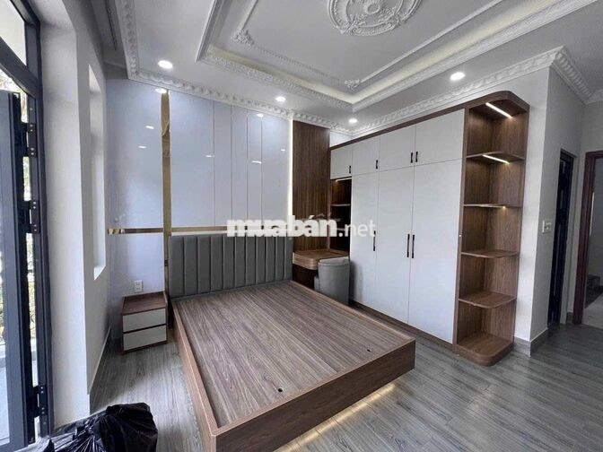 NHÀ 3 TẦNG 4PN. 5WC - ĐƯỜNG 30 LINH ĐÔNG, THỦ ĐỨC 